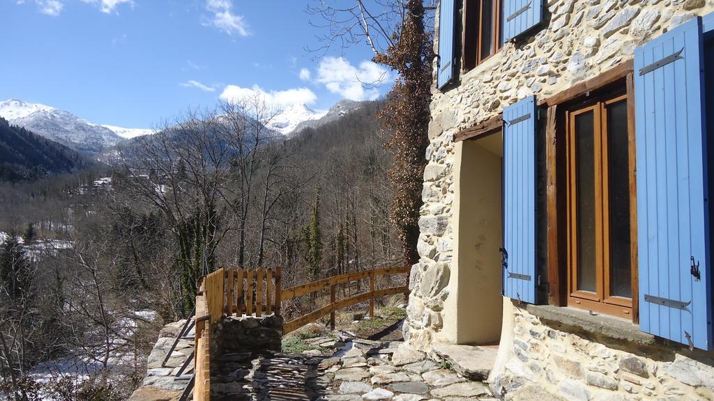 Gîtes Le Paradoxe des Pyrénées Montferrier Chambre photo